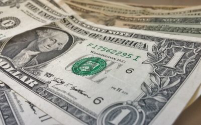 Invoice Factoring: Why Choose it Over a Bank Loan?